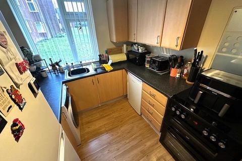 1 bedroom apartment to rent, Delbury Court, Deercote, Telford, Shropshire, TF3