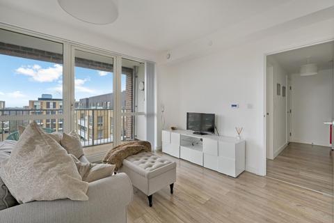 1 bedroom apartment for sale, Charles Darwin House, Newham, E16