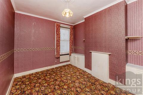 3 bedroom terraced house for sale, Millais Road, Enfield