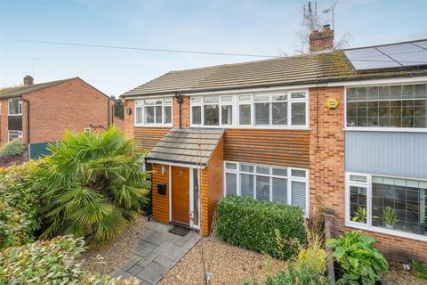 147 Hatch Lane, Windsor, SL4 3RL