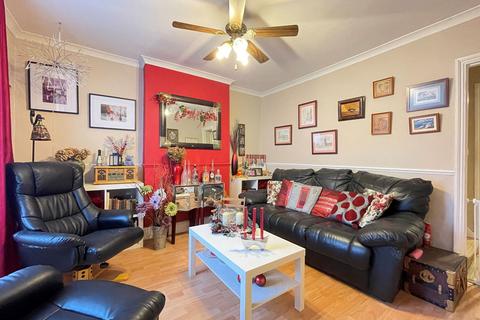 3 bedroom terraced house for sale, Pembury Road, Tonbridge TN9