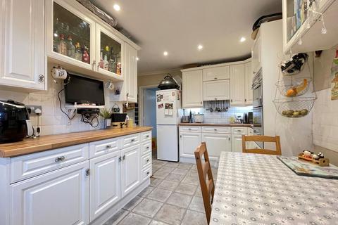 3 bedroom terraced house for sale, Pembury Road, Tonbridge TN9