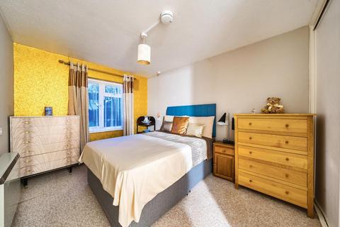 1 bedroom flat for sale, Sunny Bank, London