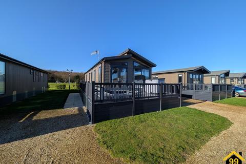 2 bedroom lodge for sale, Beach View Holiday Park, Leiston, United Kingdom, IP16