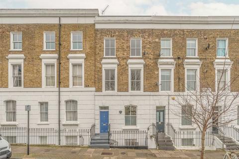 3 bedroom flat for sale, Packington Street, London N1