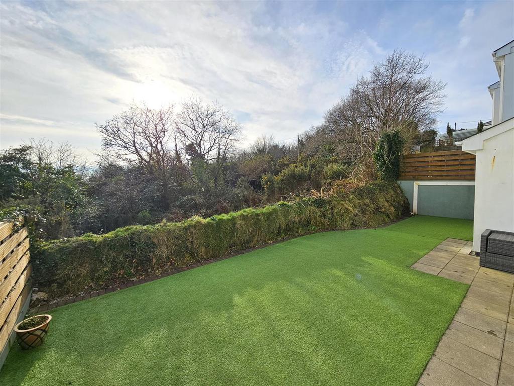 Rear Gardens.jpg