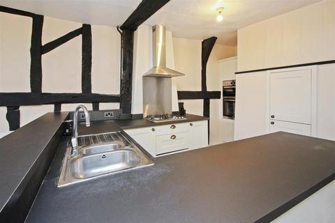 2 bedroom maisonette to rent, Market Street, Sandwich