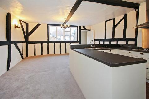 2 bedroom maisonette to rent, Market Street, Sandwich