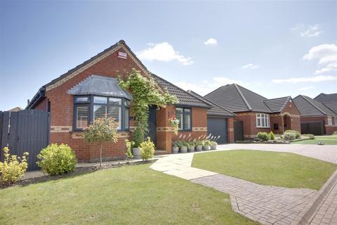 3 bedroom detached bungalow for sale, South Rise, Skidby