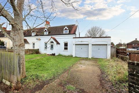 3 bedroom end of terrace house for sale, St. Andrews Road, Burgess Hill, RH15