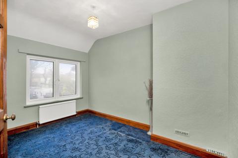 28 Taylor Road, Ashtead, KT21 2HY