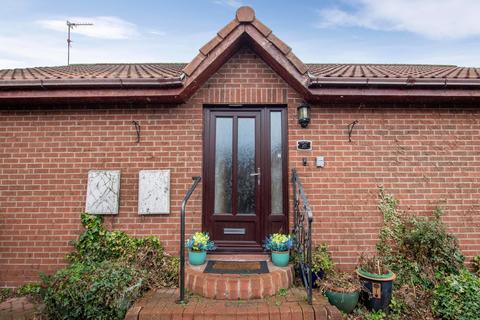 2 bedroom detached house for sale, Laurelbank Avenue, Bonnybridge FK4