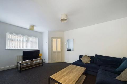 3 bedroom end of terrace house for sale, Southcoates Lane, HU9