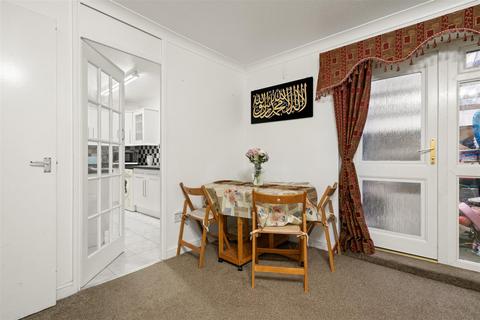 2 bedroom flat for sale, Belgrave Road, Hounslow TW4