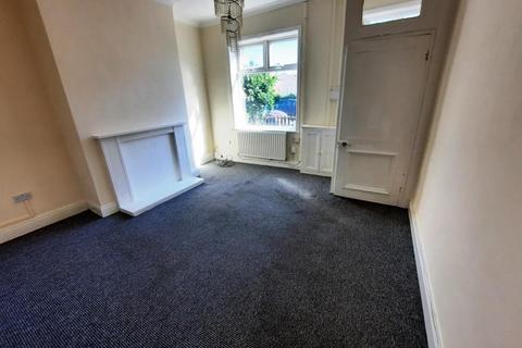 2 bedroom terraced house to rent, Haworth Street, Radcliffe