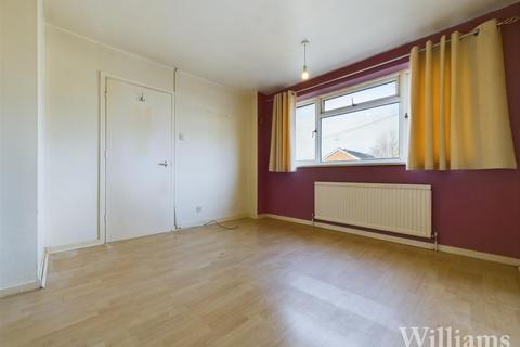 3 bedroom semi-detached house for sale, Tiverton Crescent, Aylesbury HP19