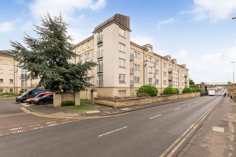 2 bedroom flat for sale, 106/2 Crewe Road North, Crewe, Edinburgh, EH5 2NE