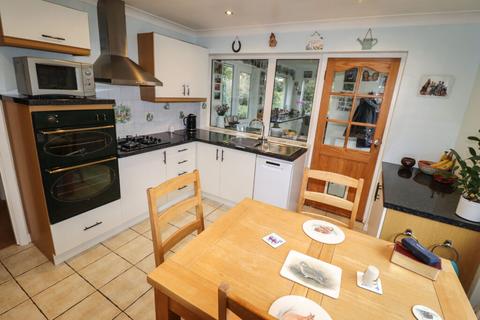 3 bedroom detached bungalow for sale, Ashwood Close, Hayling Island