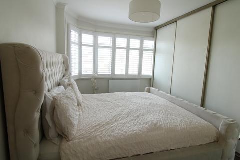 15 Trevor Close, Bromley, BR2 7NS