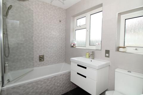 15 Trevor Close, Bromley, BR2 7NS