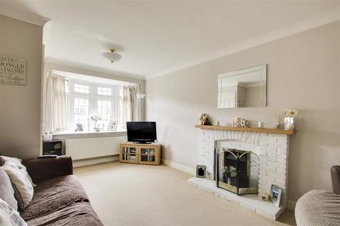 2 bedroom terraced house to rent, Downham Close, Woodthorpe View NG5