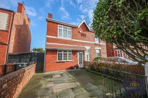 2 bedroom semi-detached house for sale, Warren Road, Southport PR9