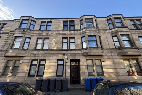 2 bedroom flat to rent, Kilnside Road, Paisley