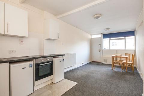 1 bedroom flat to rent, Woolstone Road London SE23