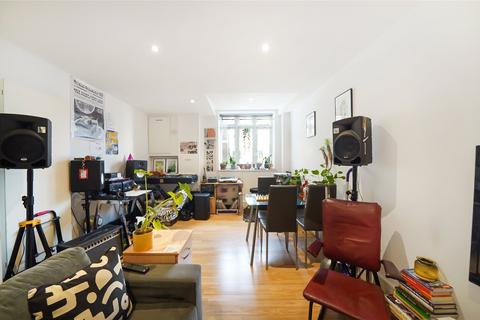 2 bedroom apartment for sale, Bernhard Baron House, Henriques Street, London, E1