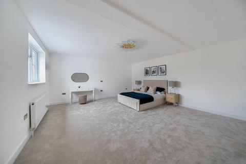 5 bedroom detached house for sale, Hill Road, Pinner, HA5