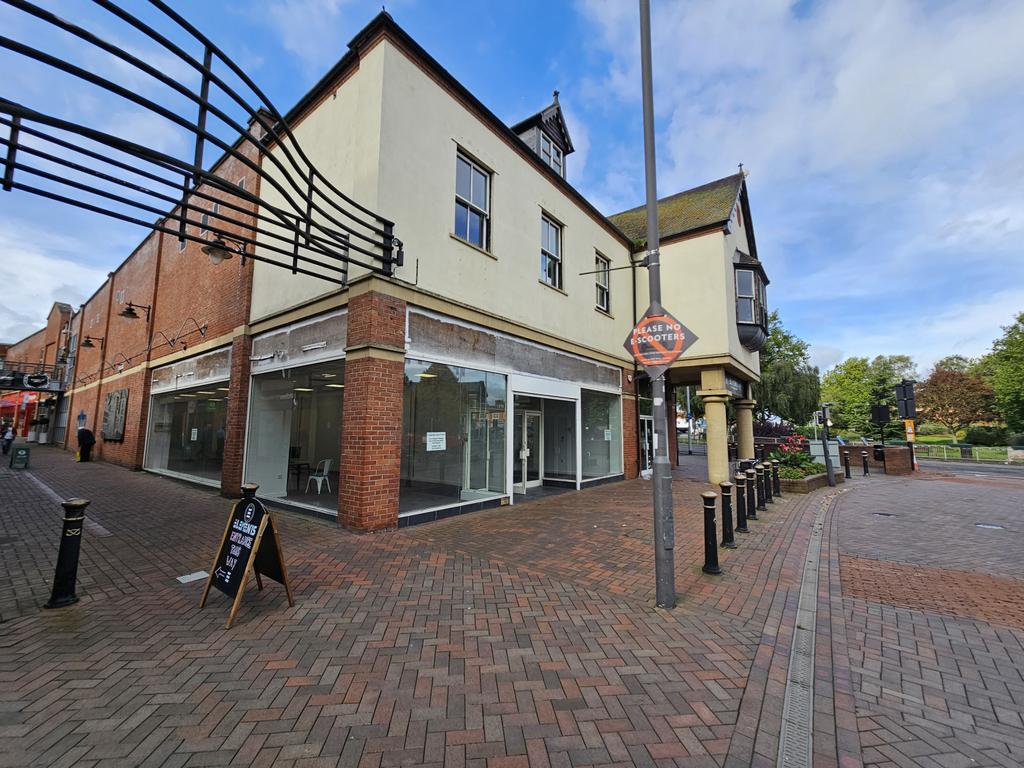 Commercial Unit for LET