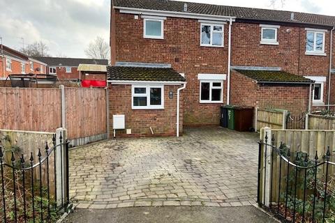 3 bedroom end of terrace house for sale, Lilleshall Close, Redditch B98