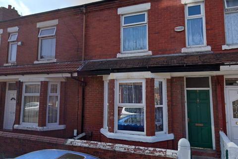 3 bedroom house to rent, 3 Bed Mid-Terrace House – Cheetham Hill, Manchester