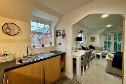 2 bedroom apartment for sale, Old College Road, Newbury RG14