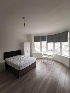 undefined, Avondale Road, Luton, Bedfordshire