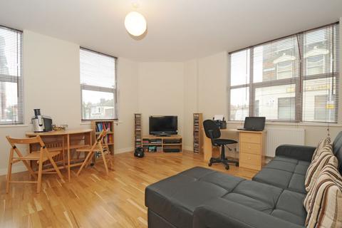 1 bedroom flat to rent, Lanier Road Lewisham SE13