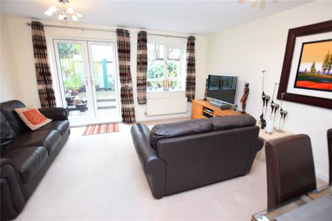 3 bedroom end of terrace house for sale, Silver Birch Way, Hampshire GU14