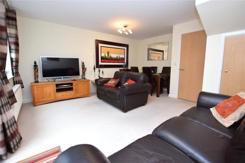 3 bedroom end of terrace house for sale, Silver Birch Way, Hampshire GU14