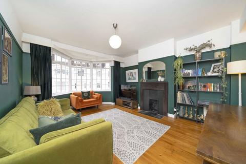 2 bedroom flat for sale, Streatham Hill, London SW2