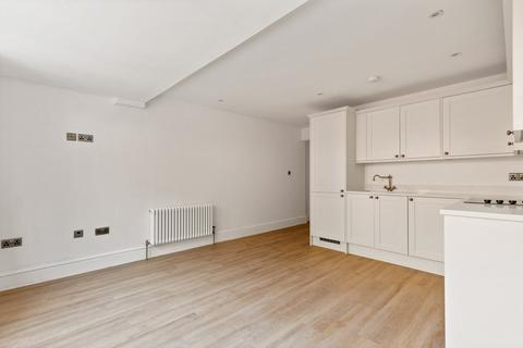 1 bedroom apartment to rent, The Bayle, Folkestone, CT20