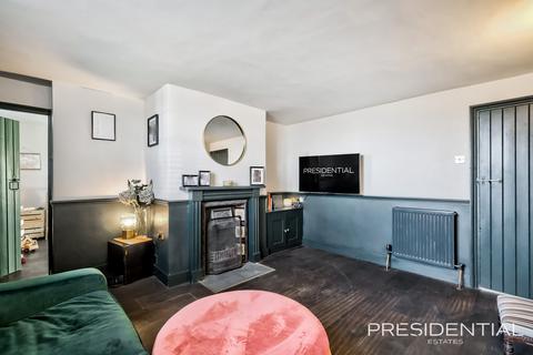 3 bedroom terraced house for sale, Epping Green CM16