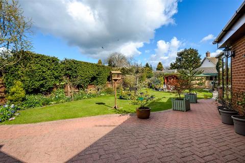 3 bedroom detached bungalow for sale, Doctors Fields, Earl Shilton, Leicester