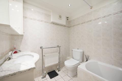 1 bedroom flat for sale, Tavistock Place, Bloomsbury, London, WC1H