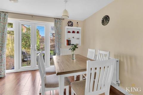28 Bramley Way, Bidford On Avon, Alcester, B50 4QG