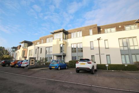 2 bedroom apartment for sale, Samuels Crescent, Whitchurch, CARDIFF