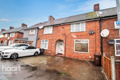 2 bedroom terraced house to rent, Porters Avenue, DAGENHAM