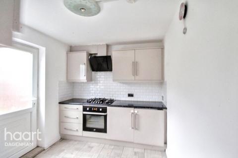 2 bedroom terraced house to rent, Porters Avenue, DAGENHAM