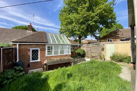 71 Hammer Hill, Haslemere, GU27 3QZ