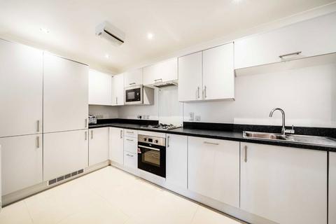 2 bedroom flat to rent, Heathstan Road, London W12