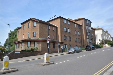 2 bedroom retirement property for sale, Holmesdale Gardens, Hastings